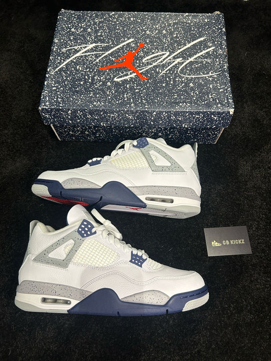 Jordan 4 Midnight Navy Retros